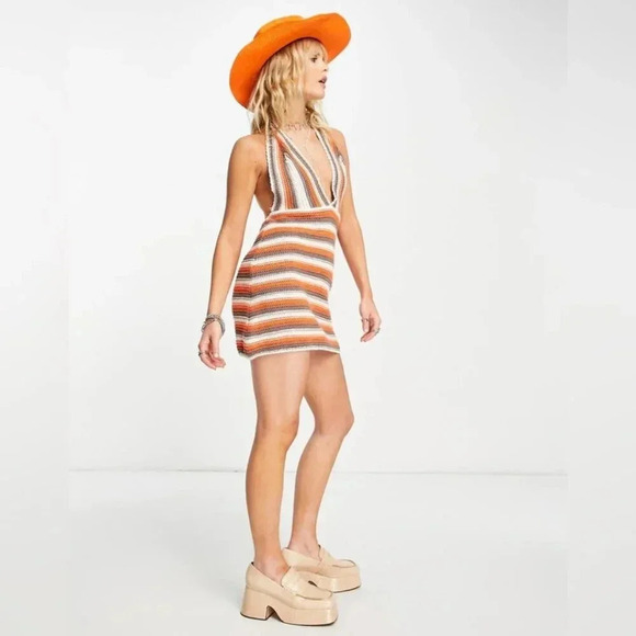 Neon & Nylon Crochet Halterneck Mini Dress NWT - Picture 3 of 4